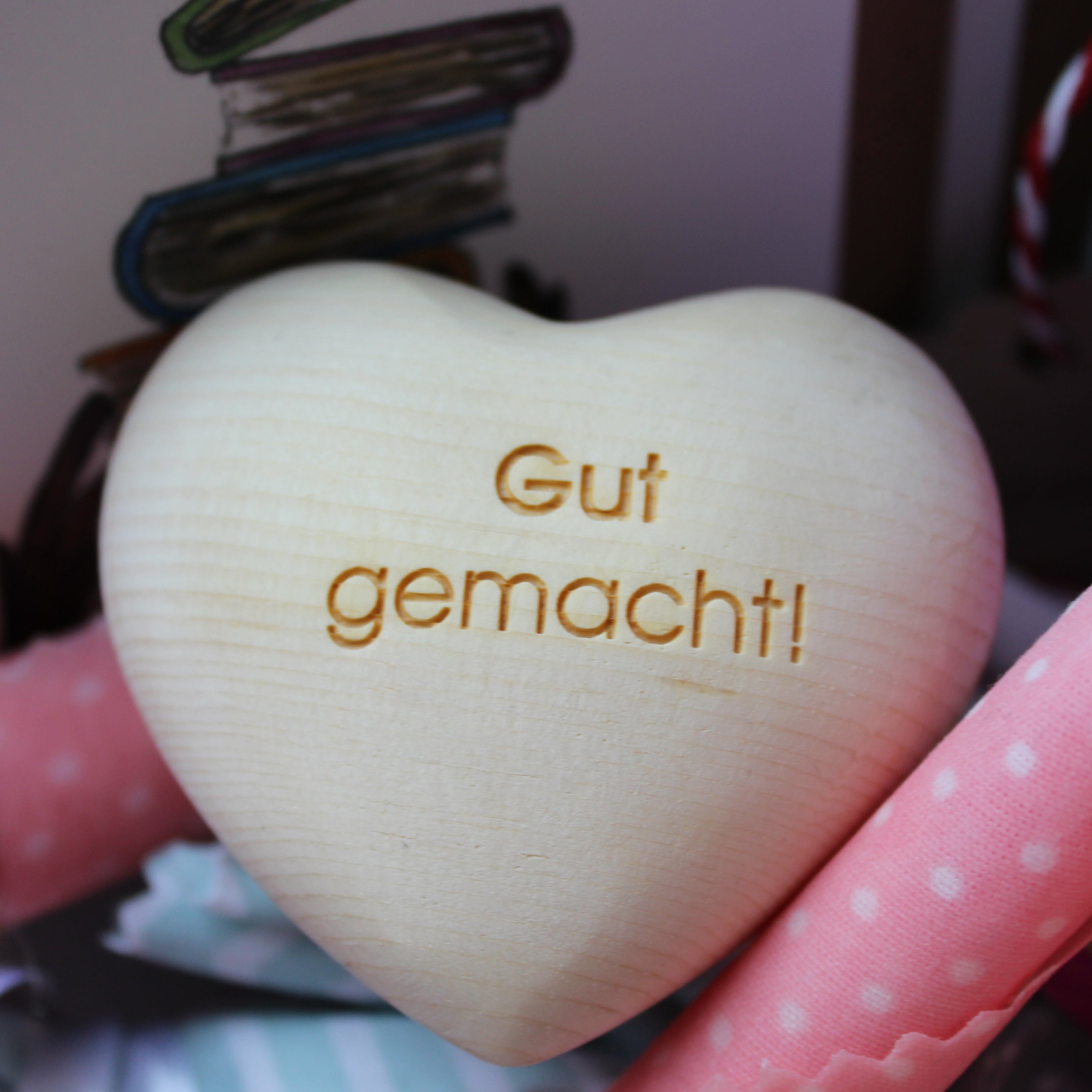 Thankgoods Zirben-Holzherz Handschmeichler Gut gemacht!